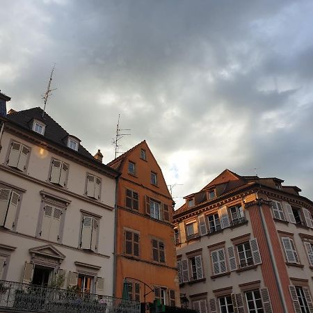 Spacious Appartement Colmar 2 Bagian luar foto